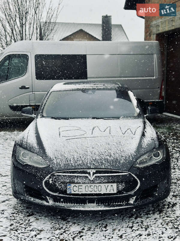 Ліфтбек Tesla Model S 2015 в 