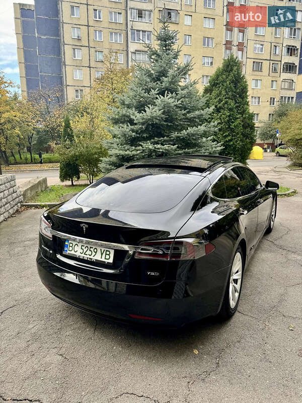 Лифтбек Tesla Model S 2016 в Львове фото 6 Лифтбек Tesla Model S 2016 в Львове