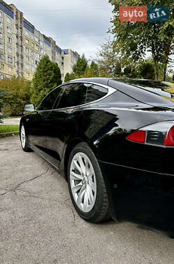 Лифтбек Tesla Model S 2016 в 