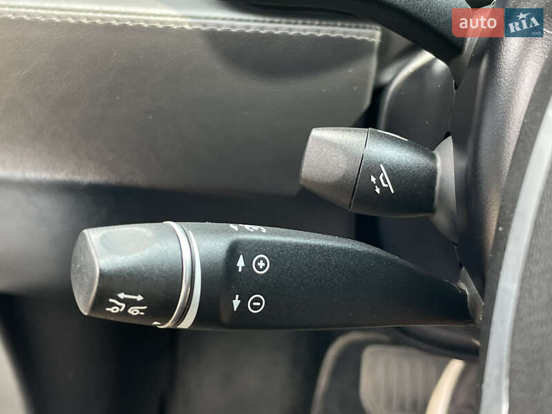 Лифтбек Tesla Model S 2018 в Бердичеве