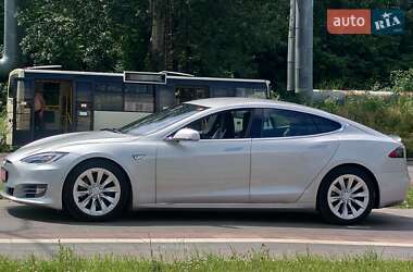 Лифтбек Tesla Model S 2016 в 