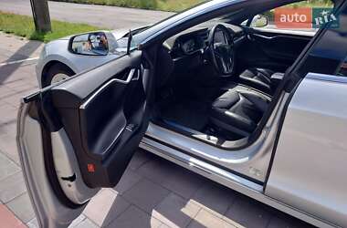 Лифтбек Tesla Model S 2016 в 