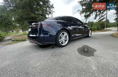 Ліфтбек Tesla Model S 2013 в 