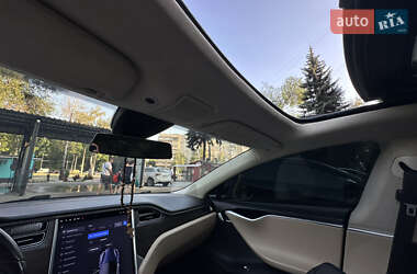 Ліфтбек Tesla Model S 2014 в 