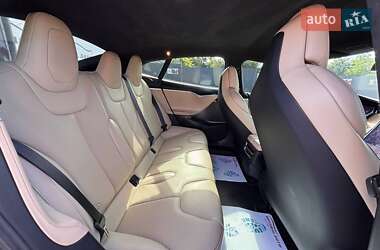 Ліфтбек Tesla Model S 2017 в 