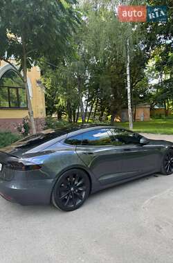 Лифтбек Tesla Model S 2018 в 