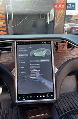 Лифтбек Tesla Model S 2018 в 