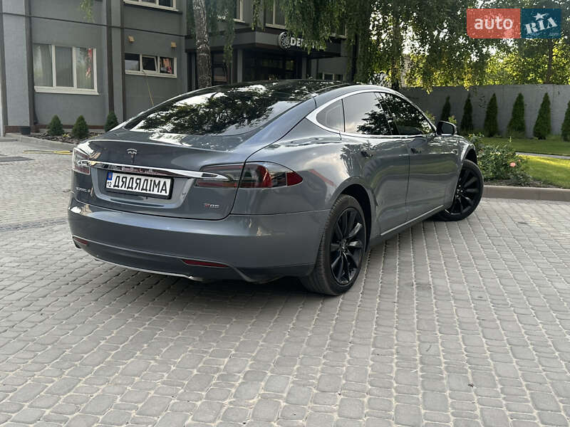 Лифтбек Tesla Model S 2013 в Кропивницком