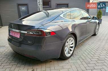 Лифтбек Tesla Model S 2016 в 