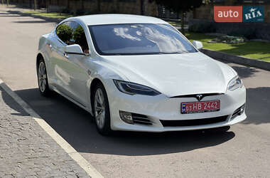 Лифтбек Tesla Model S 2016 в 