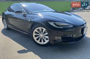 Ліфтбек Tesla Model S 2016 в 