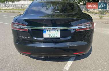 Ліфтбек Tesla Model S 2016 в 
