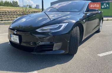 Ліфтбек Tesla Model S 2016 в 