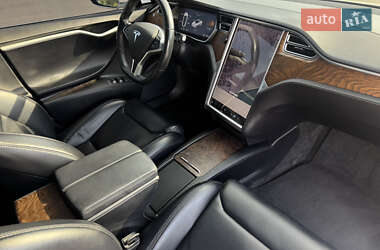 Лифтбек Tesla Model S 2018 в 