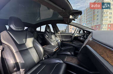 Лифтбек Tesla Model S 2018 в 