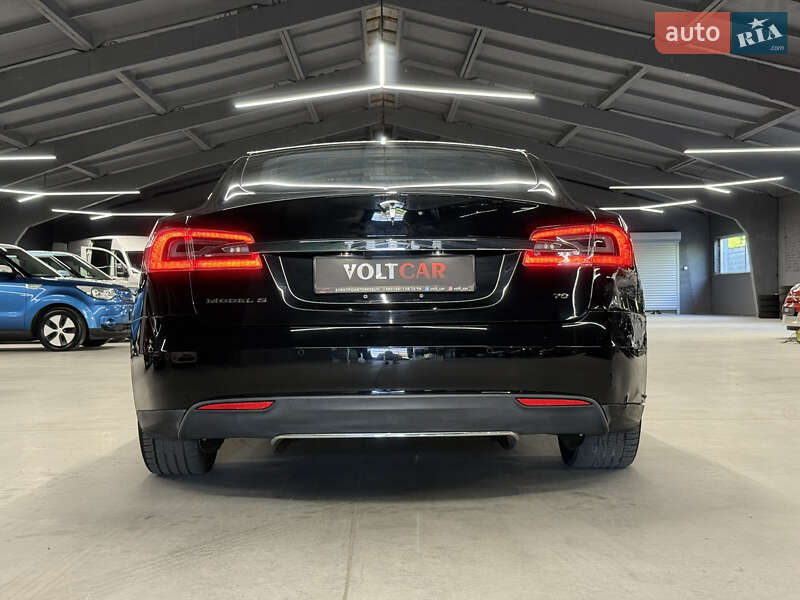 Лифтбек Tesla Model S 2016 в Владимире