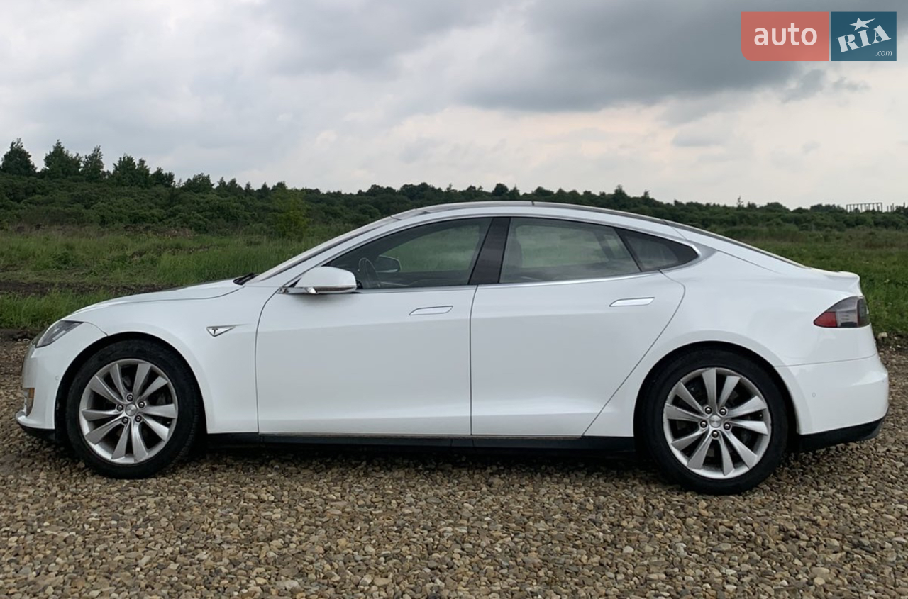 2015 Tesla Model S - мініатюра 14