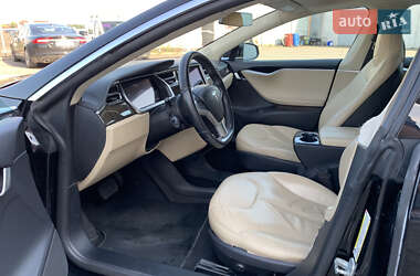 Лифтбек Tesla Model S 2013 в 
