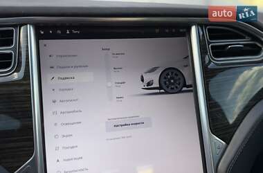 Лифтбек Tesla Model S 2016 в 