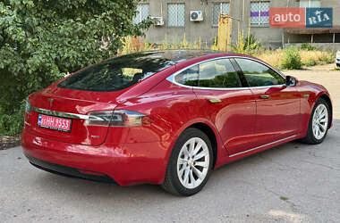 Ліфтбек Tesla Model S 2017 в 