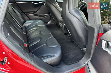 Ліфтбек Tesla Model S 2017 в 
