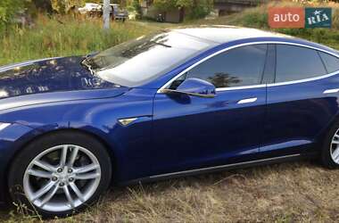 Ліфтбек Tesla Model S 2016 в 