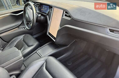 Ліфтбек Tesla Model S 2016 в 