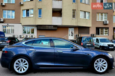 Ліфтбек Tesla Model S 2018 в 