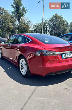 Лифтбек Tesla Model S 2018 в 