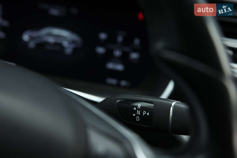 Ліфтбек Tesla Model S 2017 в Житомирі
