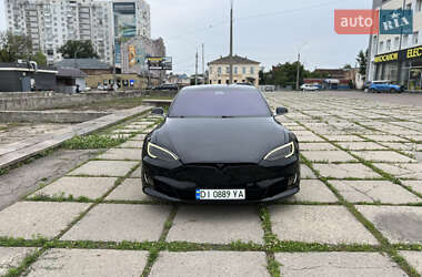 Ліфтбек Tesla Model S 2017 в 