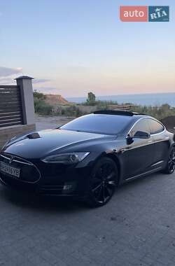 Ліфтбек Tesla Model S 2014 в 