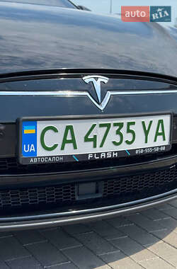 Ліфтбек Tesla Model S 2015 в 