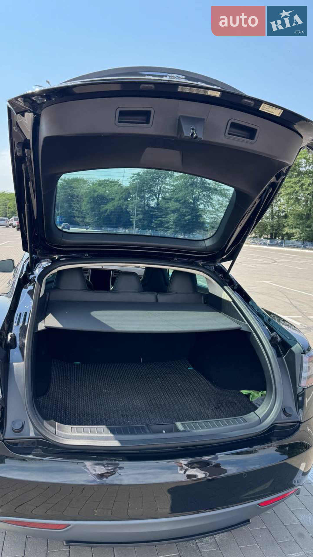 2015 Tesla Model S - мініатюра 19