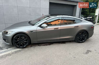 Ліфтбек Tesla Model S 2018 в 