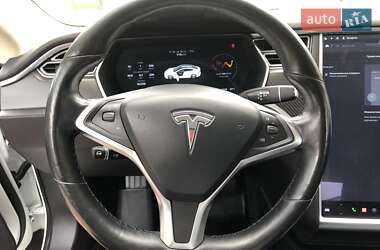 Лифтбек Tesla Model S 2016 в 