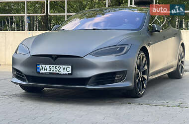 Ліфтбек Tesla Model S 2018 в 