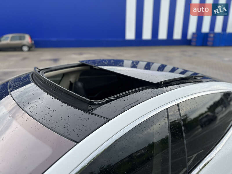 Лифтбек Tesla Model S 2014 в Дубно