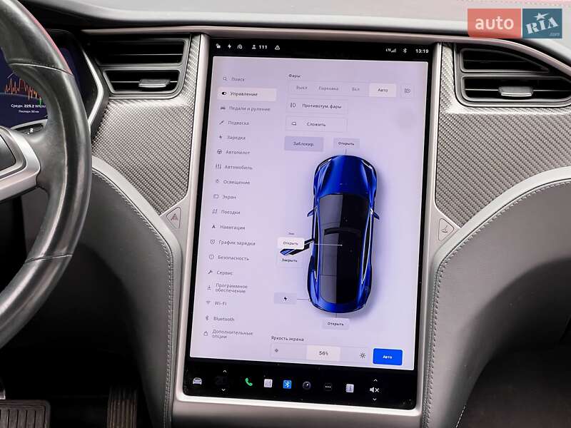 Лифтбек Tesla Model S 2018 в Киеве