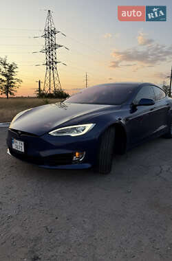 Лифтбек Tesla Model S 2018 в Одессе