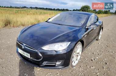Лифтбек Tesla Model S 2014 в 