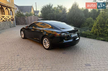 Ліфтбек Tesla Model S 2018 в 