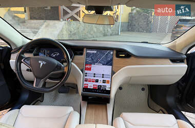 Ліфтбек Tesla Model S 2018 в 
