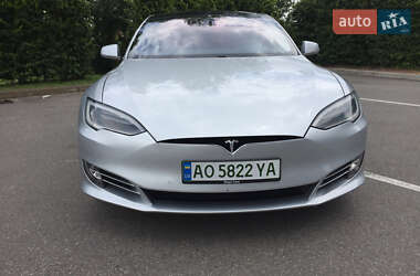 Лифтбек Tesla Model S 2018 в 