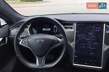 Лифтбек Tesla Model S 2018 в 