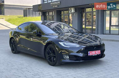 Ліфтбек Tesla Model S 2019 в 