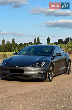 Лифтбек Tesla Model S 2022 в 