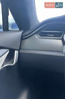 Лифтбек Tesla Model S 2018 в 