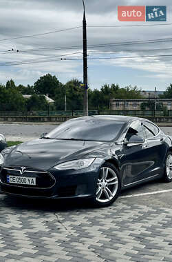 Лифтбек Tesla Model S 2015 в 