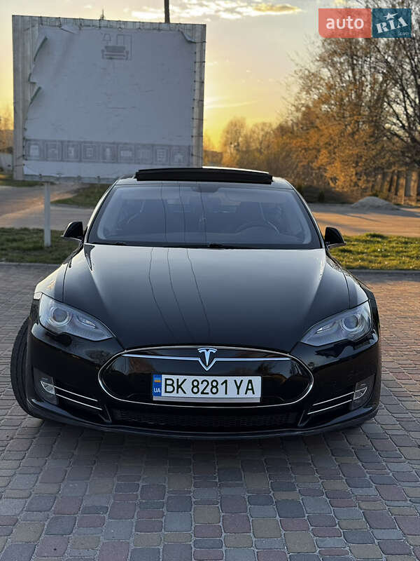 Ліфтбек Tesla Model S 2014 в Сарнах фото 6 Ліфтбек Tesla Model S 2014 в Сарнах